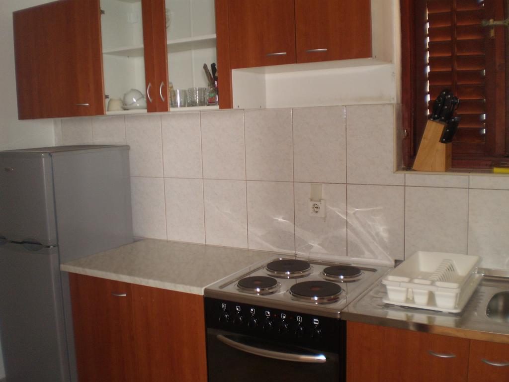 Apartments Kuzman دوبروفينك الغرفة الصورة
